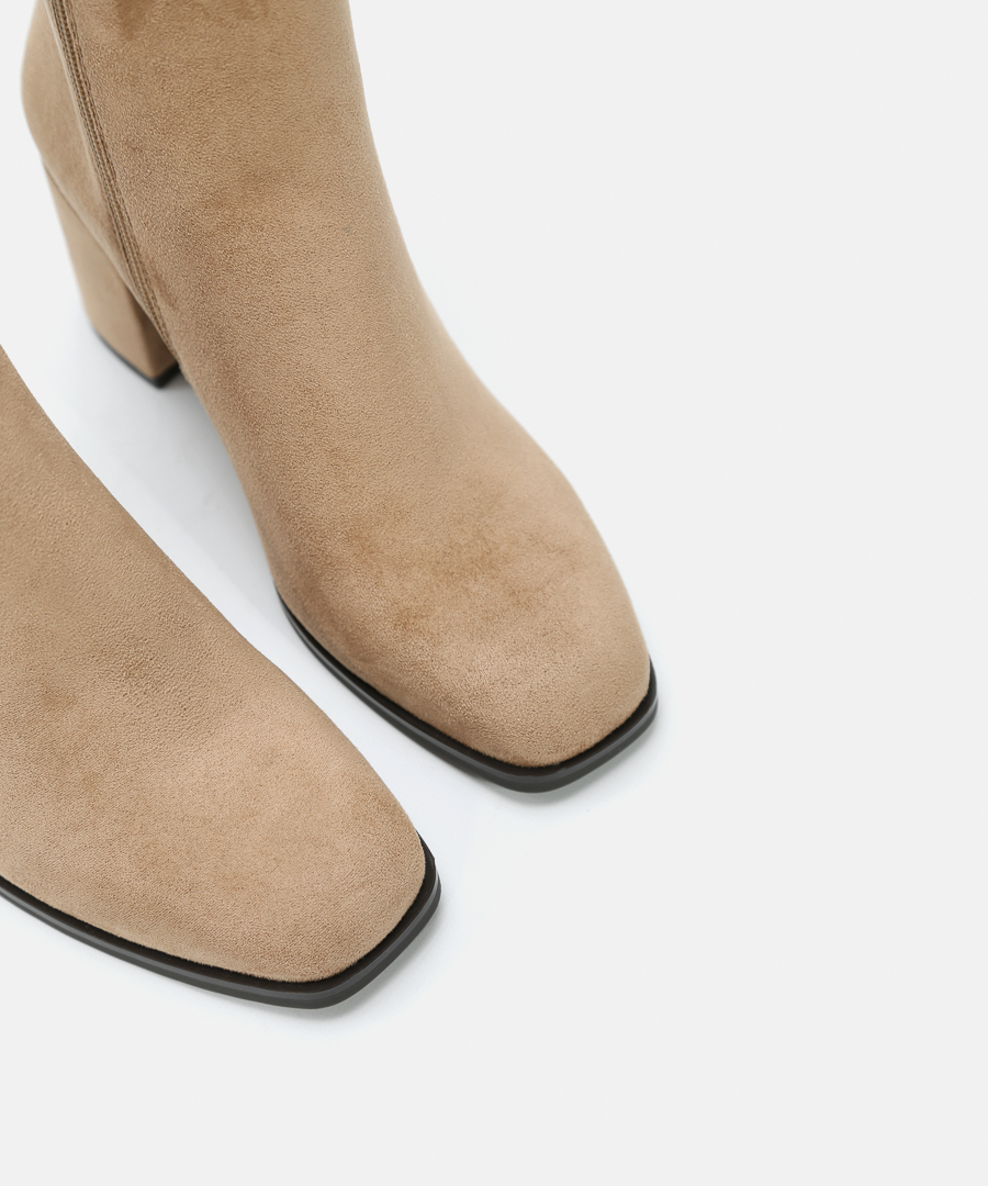 Botines punta cuadrada image number null